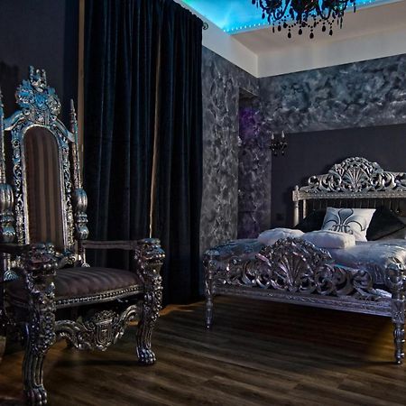 Nuit Romantique - Jacuzzi - Beziers - Romance Royale מראה חיצוני תמונה